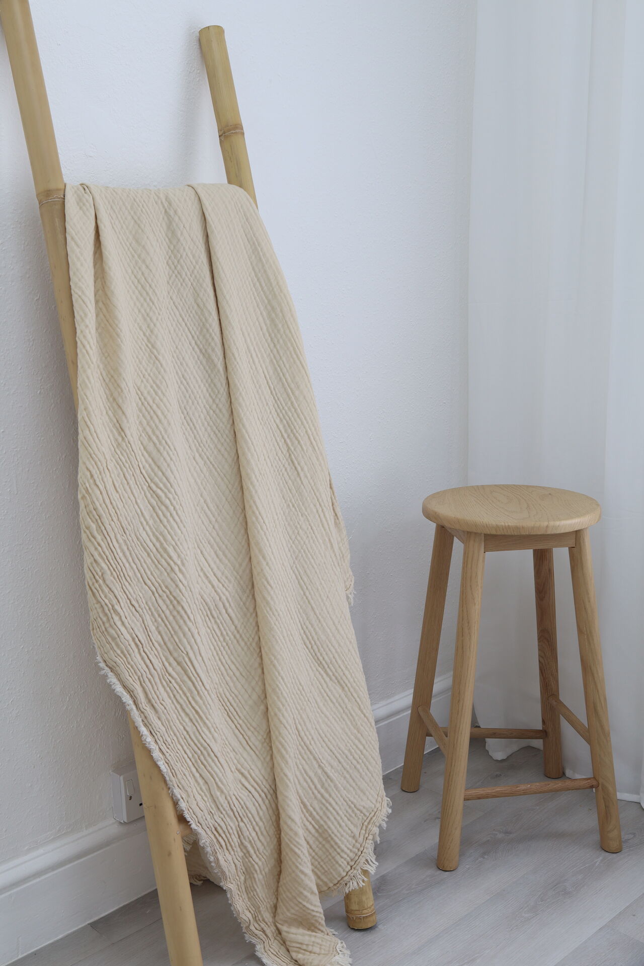 Neutral sofa styling at Cloud Grey Studio